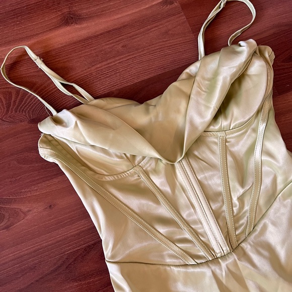 Parthea boning push up padded corset satin dress green - Picture 7 of 7